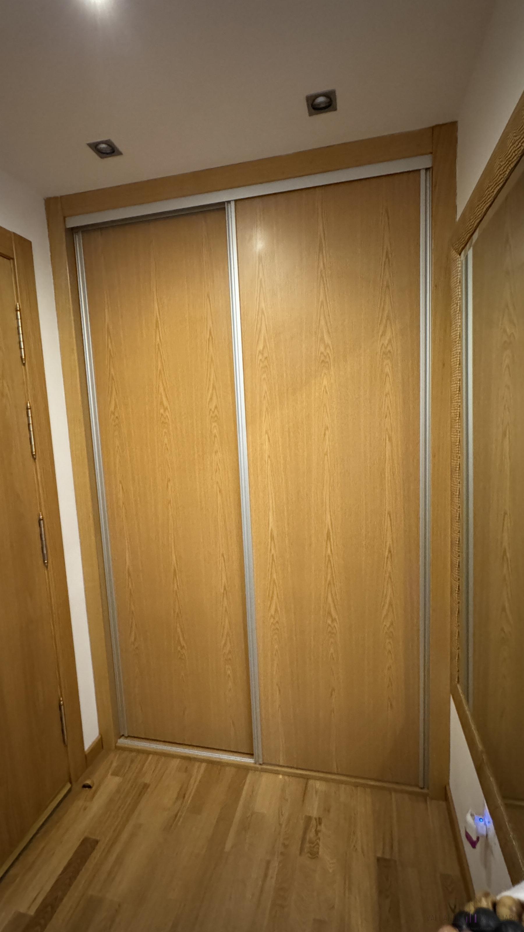 For sale of flat in Fuensaldaña