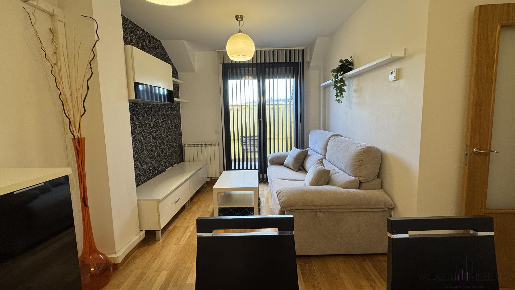 For sale of flat in Fuensaldaña