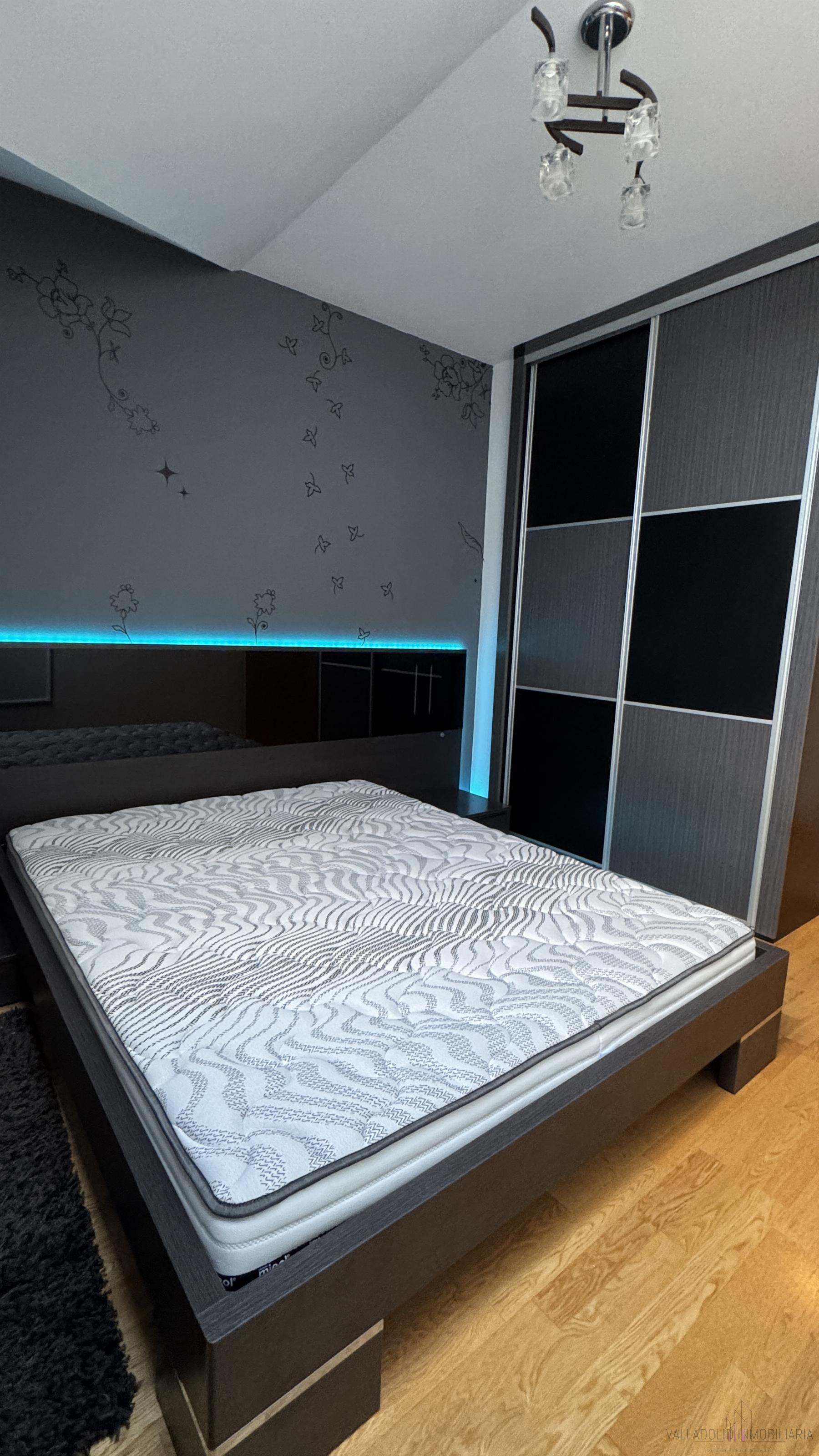 For sale of flat in Fuensaldaña