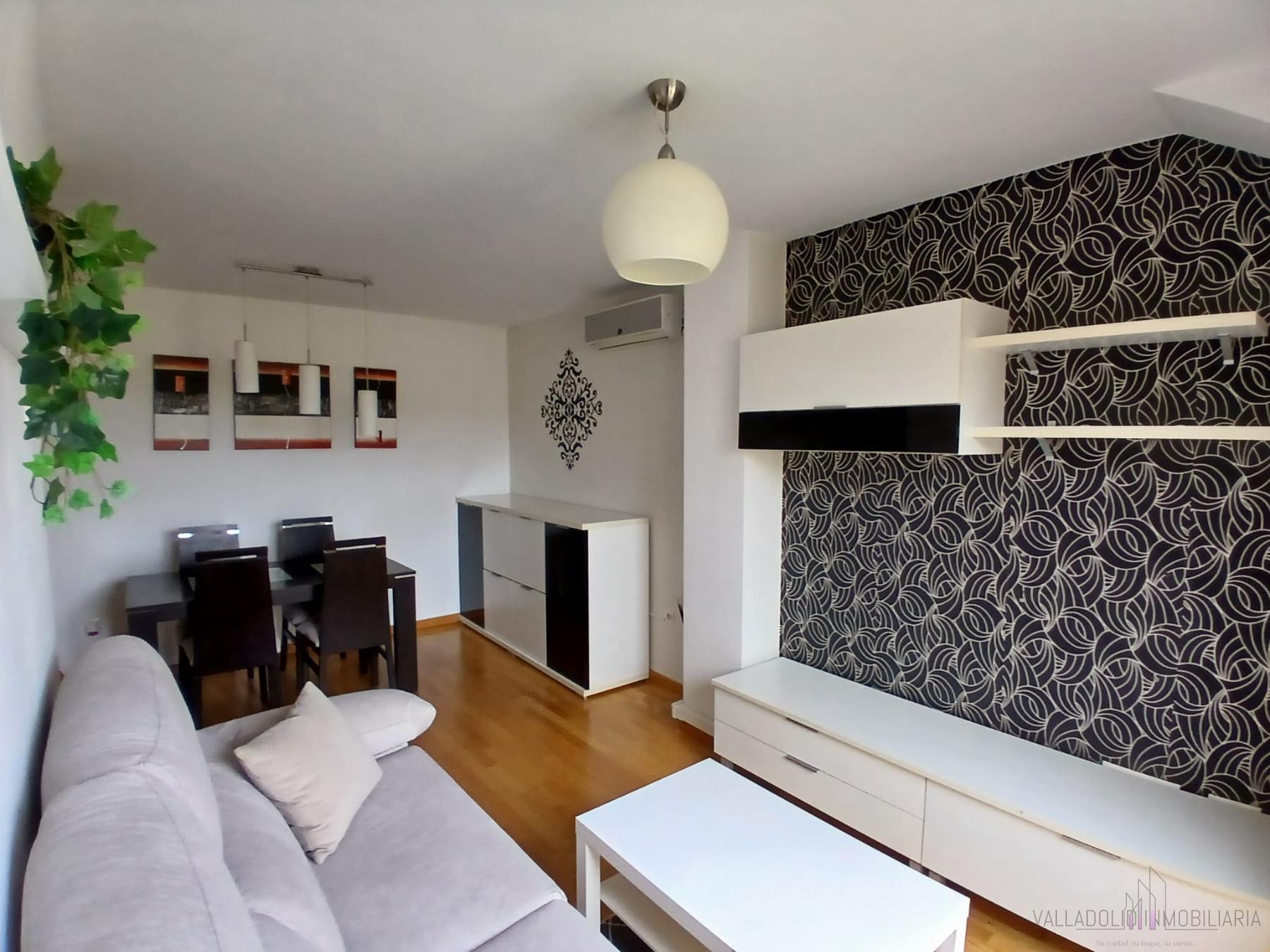 For sale of flat in Fuensaldaña