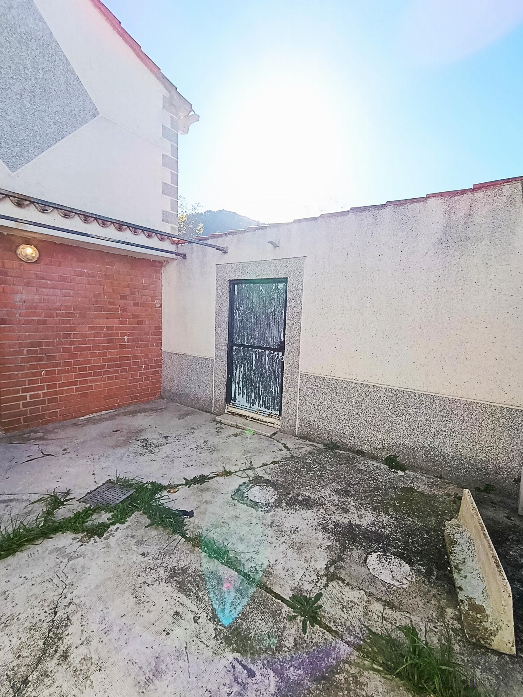 Venta de casa en Cabezón de Pisuerga