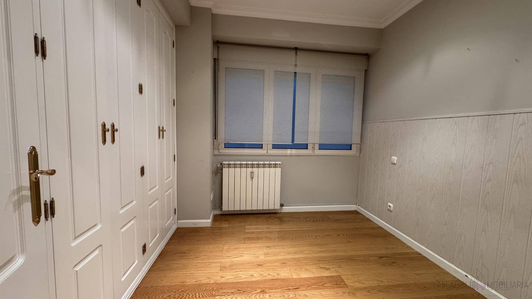 For rent of flat in Valladolid