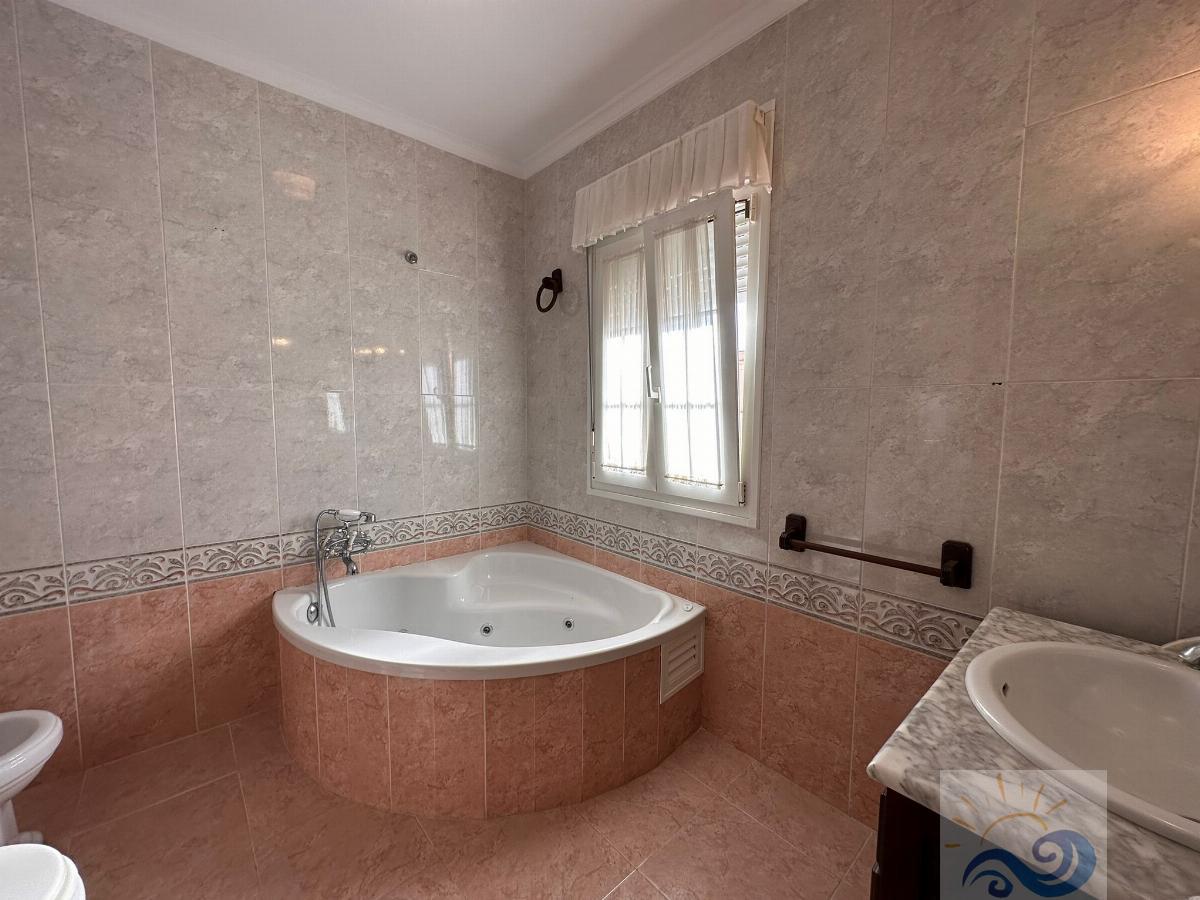 Venta de casa en Sanlúcar de Barrameda