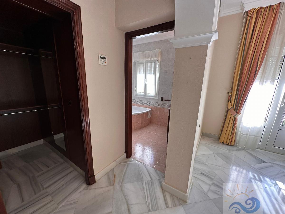 Venta de casa en Sanlúcar de Barrameda
