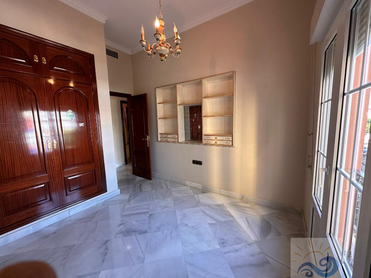Venta de casa en Sanlúcar de Barrameda