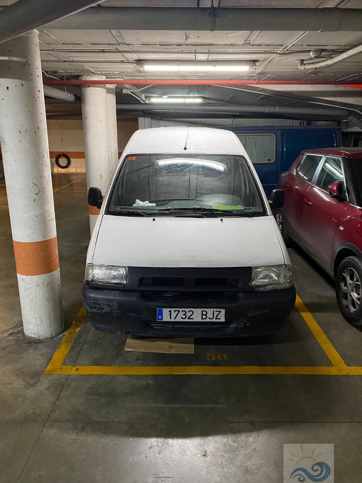 For sale of garage in Puerto Real