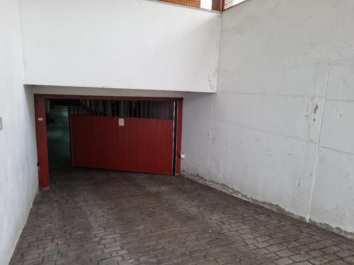 Venta de garaje en Madrid