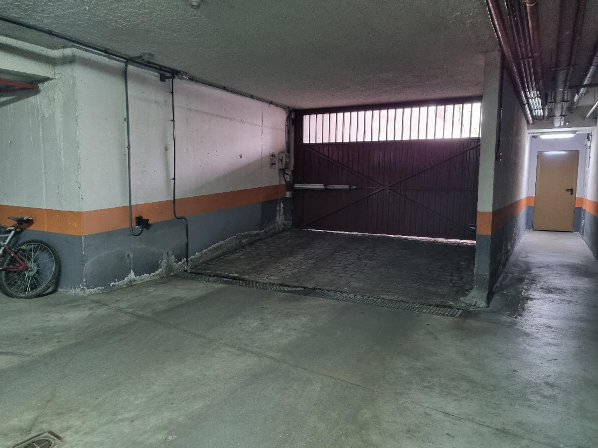 Venta de garaje en Madrid