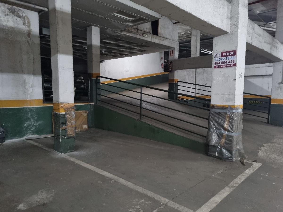 Venta de garaje en Madrid