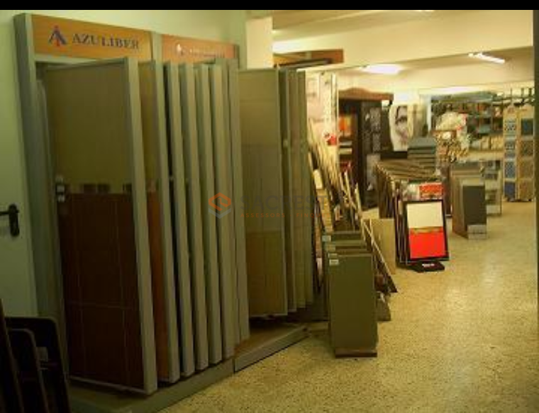 Venta de local en Mollet del Vallès