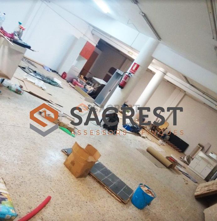 Venta de local en Mollet del Vallès