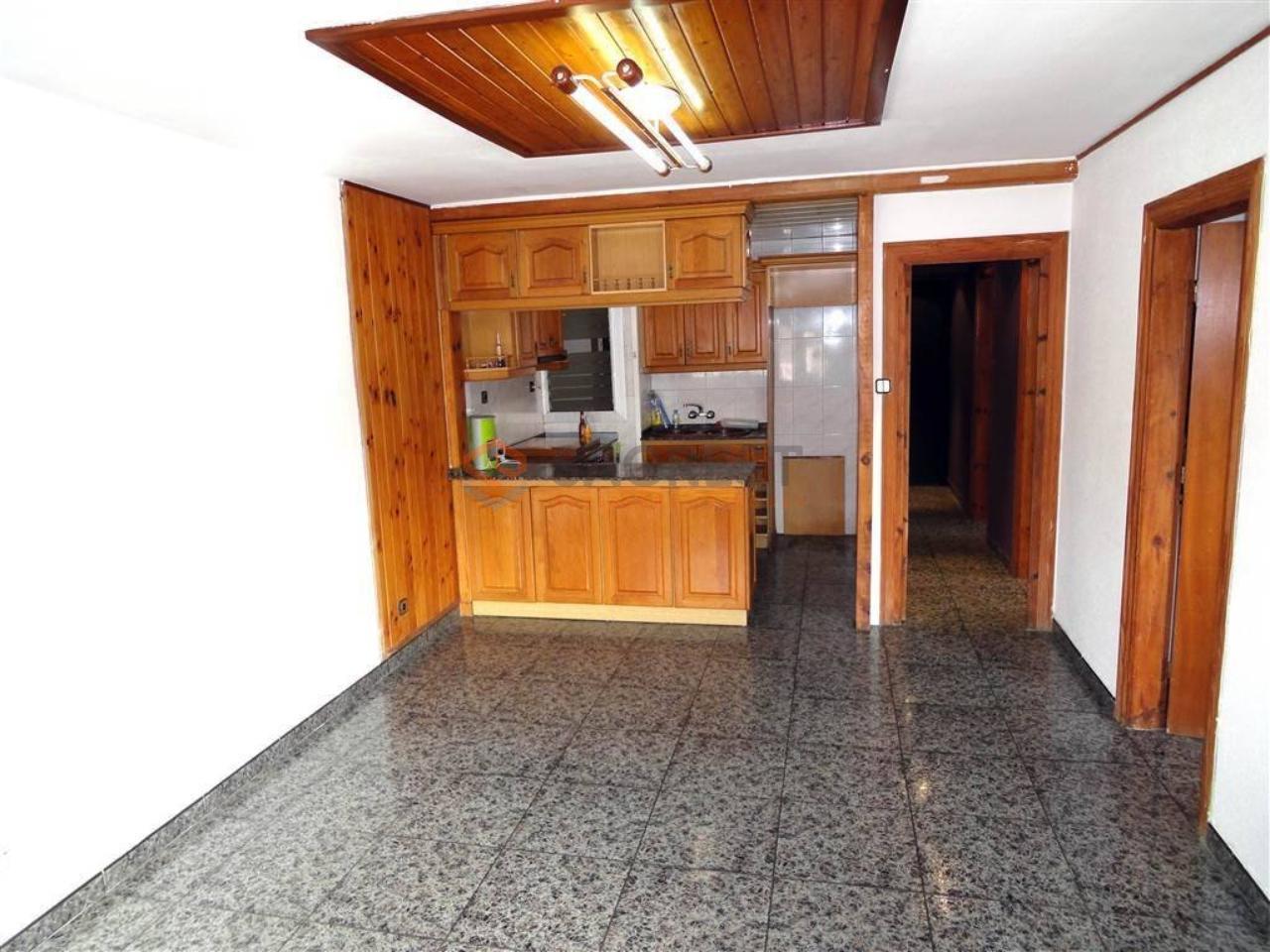 For sale of flat in La Llagosta