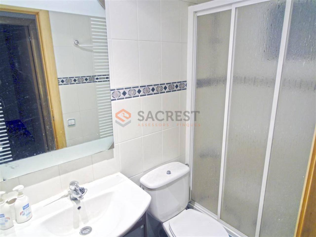 For sale of flat in Mollet del Vallès