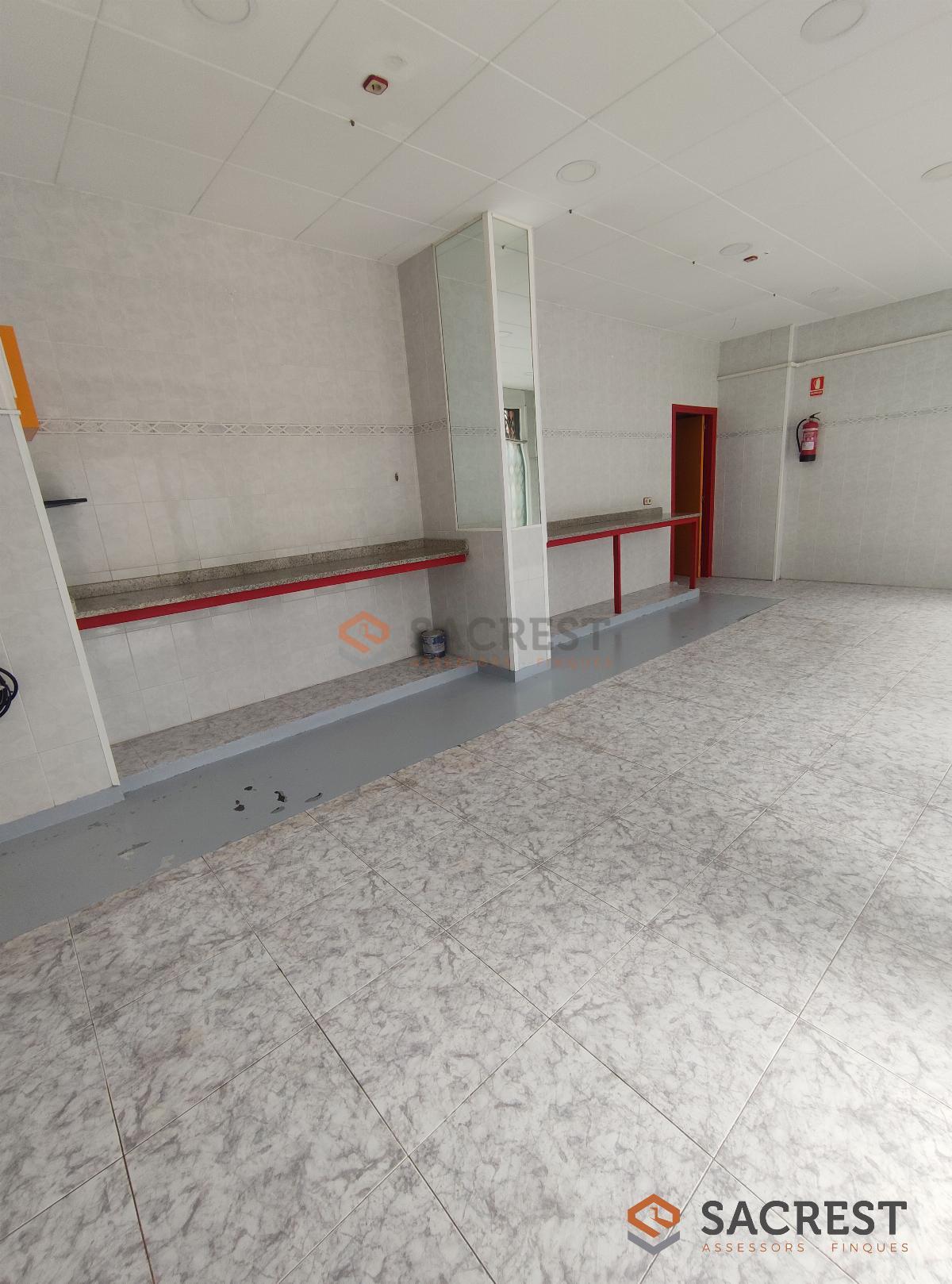 For rent of commercial in Mollet del Vallès