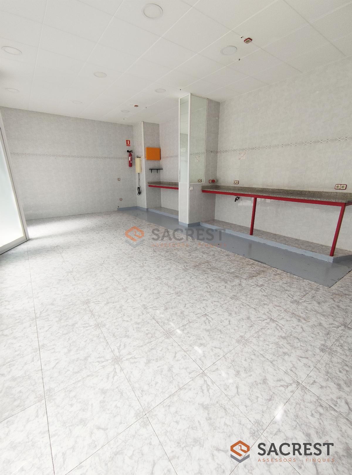 For rent of commercial in Mollet del Vallès