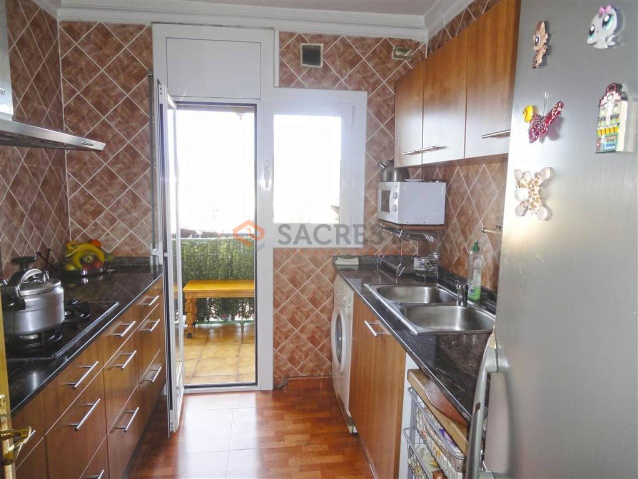 For sale of flat in Mollet del Vallès