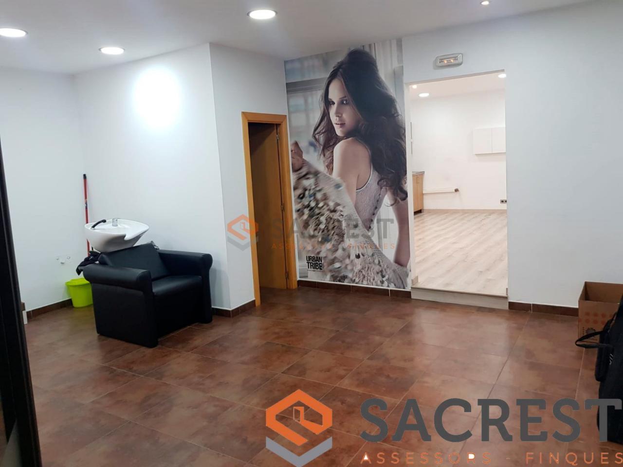 Venta de local comercial en Mollet del Vallès