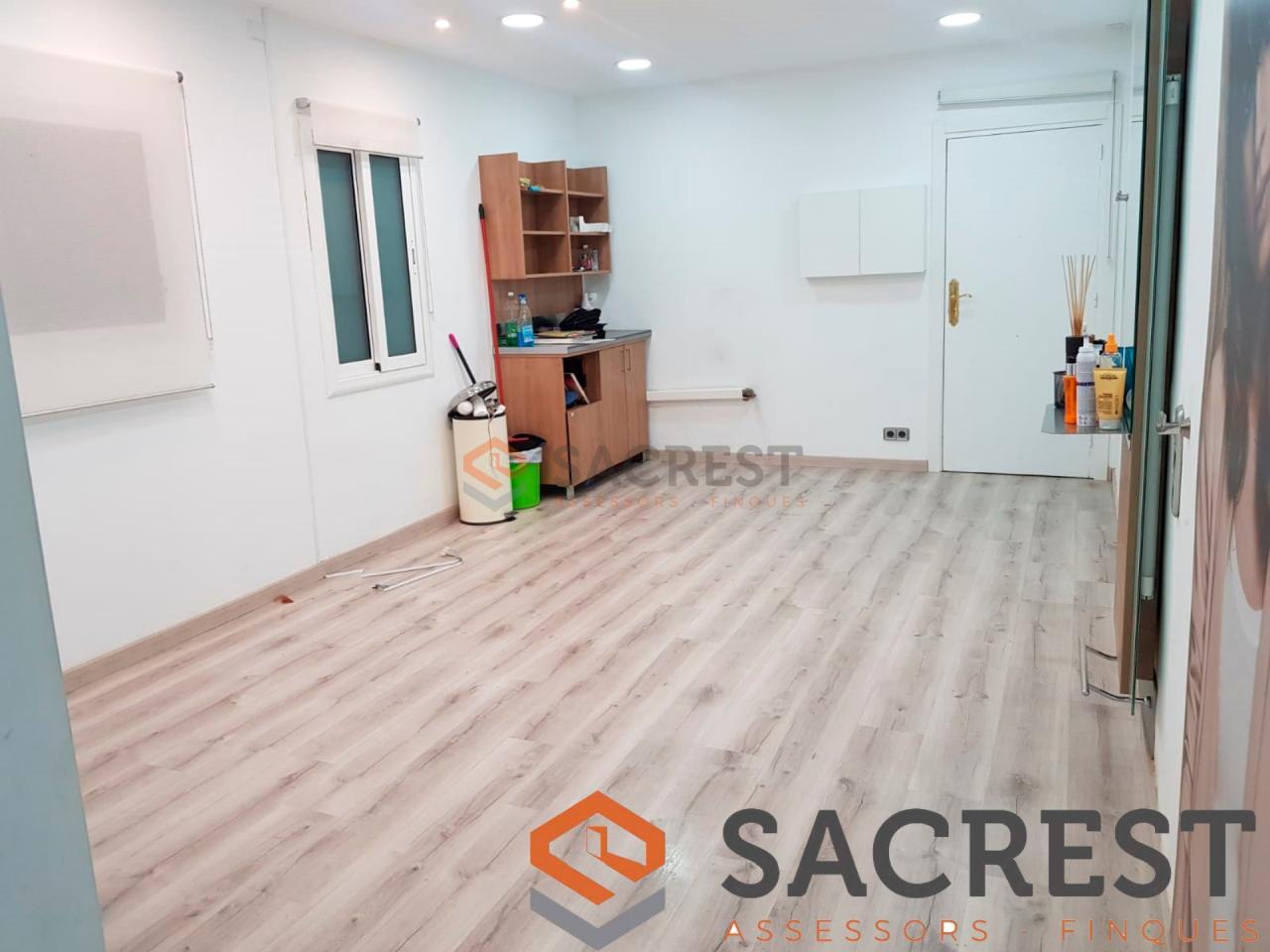 For sale of commercial in Mollet del Vallès