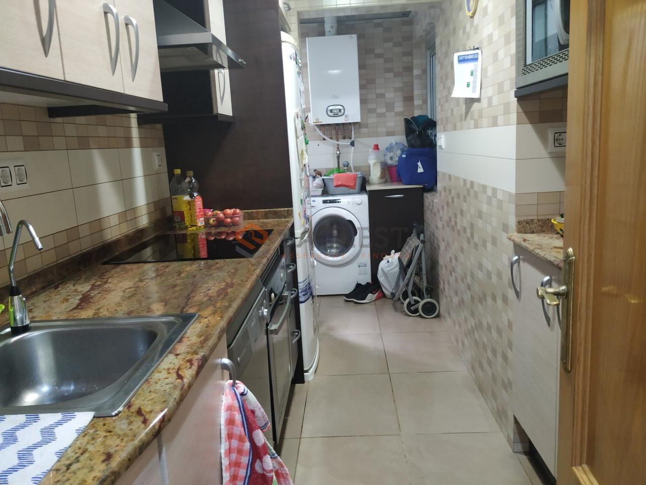 For sale of flat in Mollet del Vallès