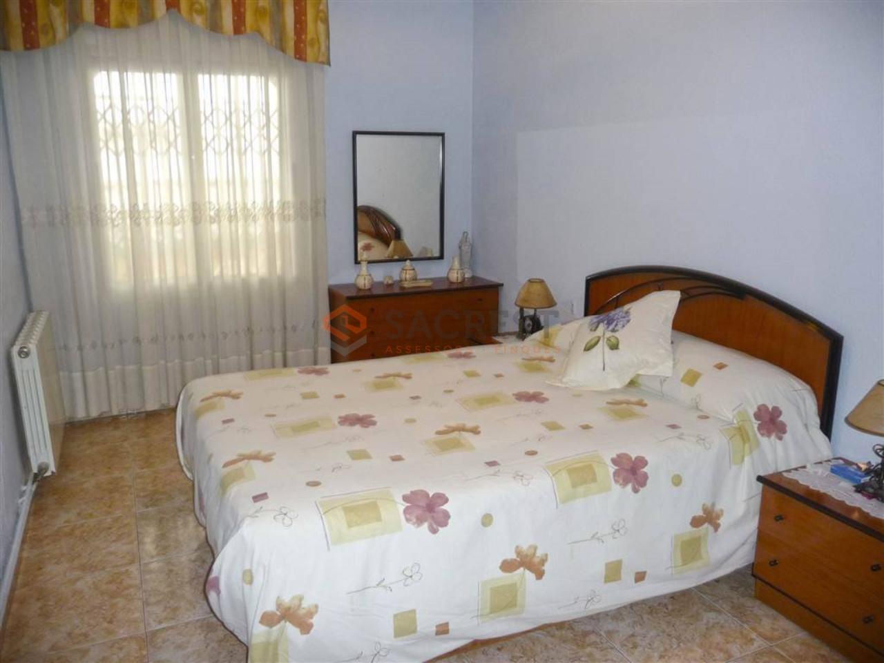 For sale of flat in Mollet del Vallès