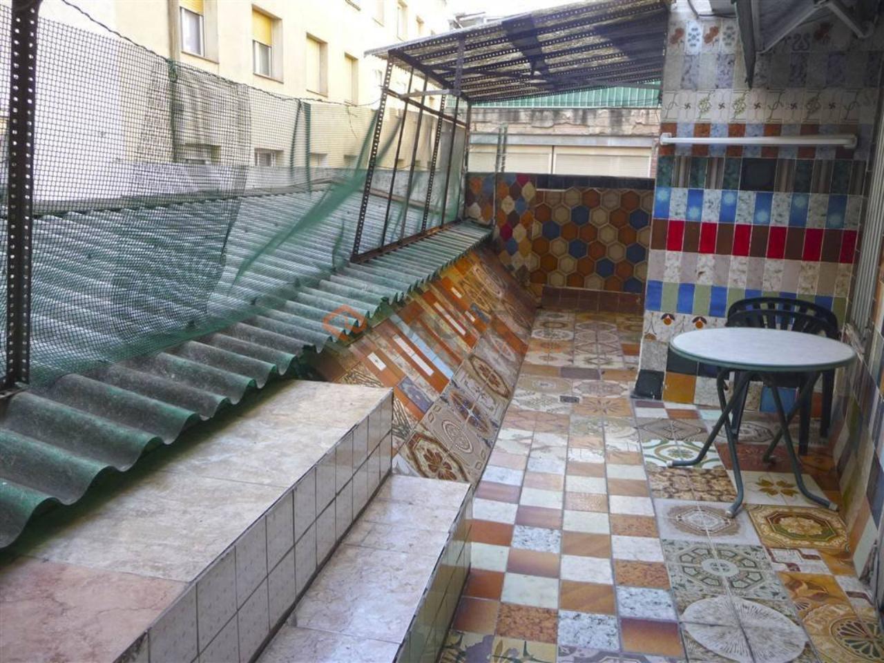 For sale of flat in Mollet del Vallès