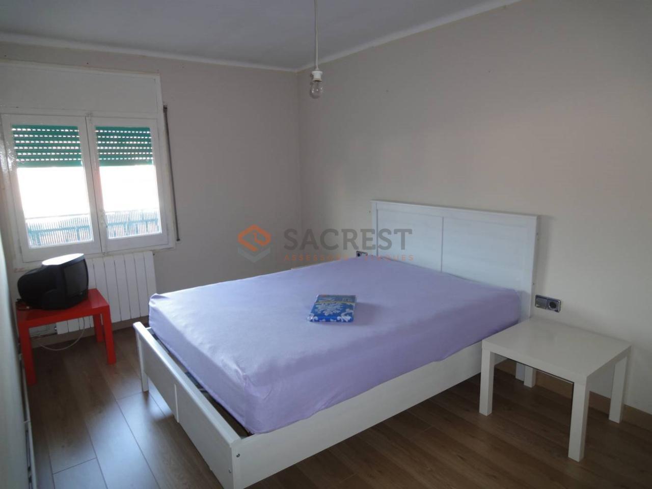 For sale of flat in Mollet del Vallès