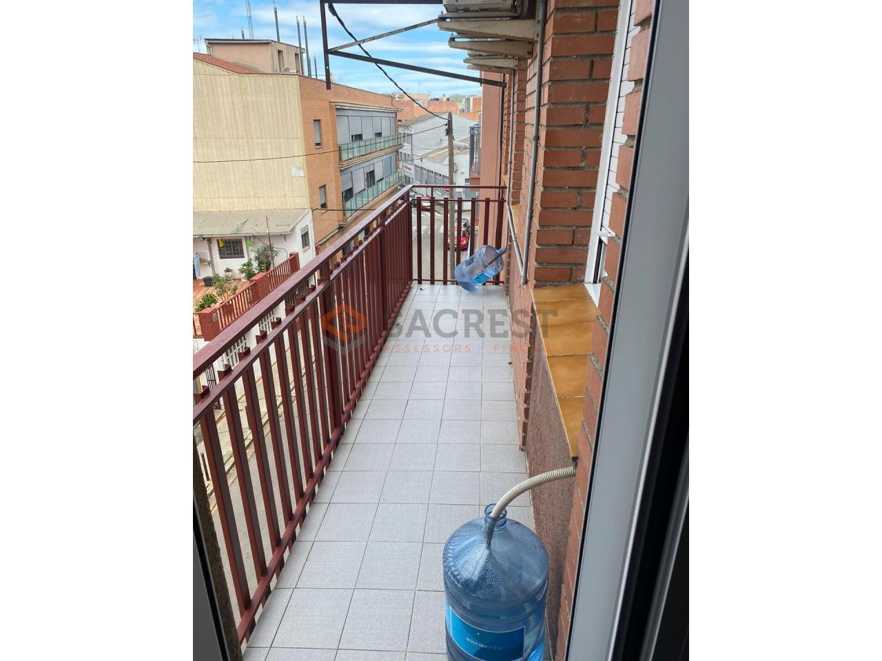 For sale of flat in Mollet del Vallès