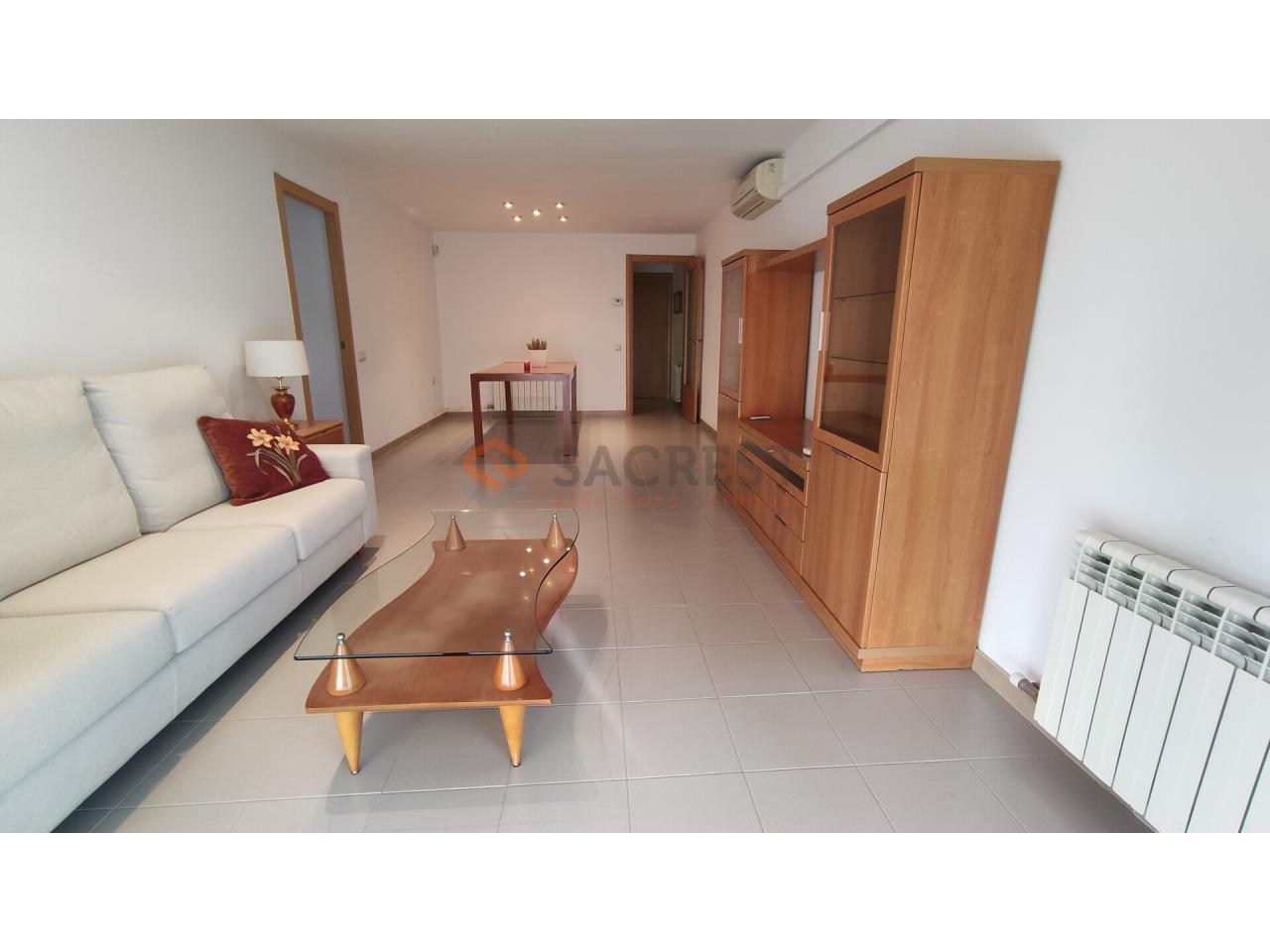 For sale of flat in Mollet del Vallès