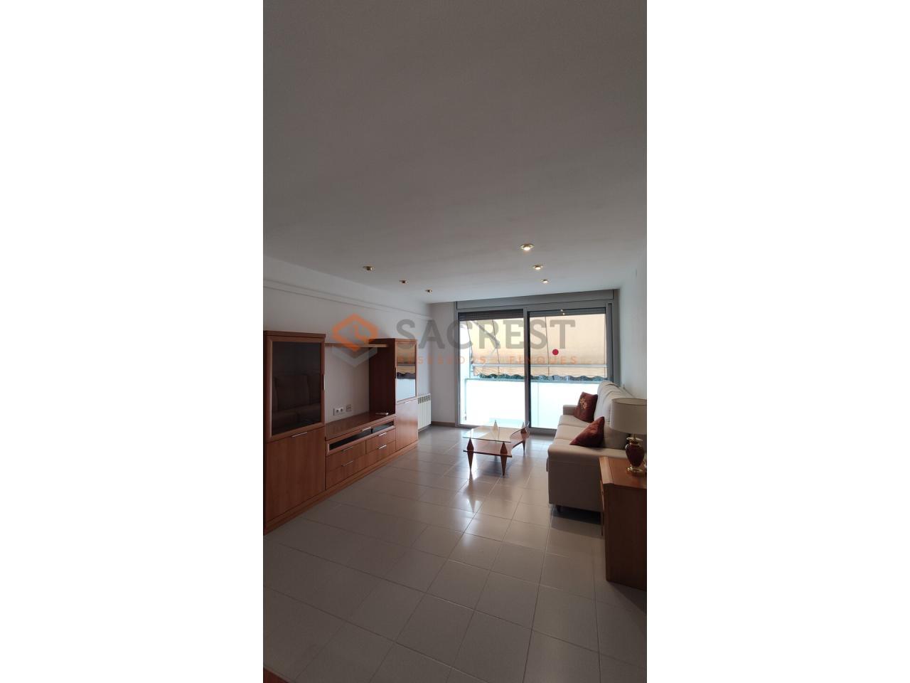 For sale of flat in Mollet del Vallès