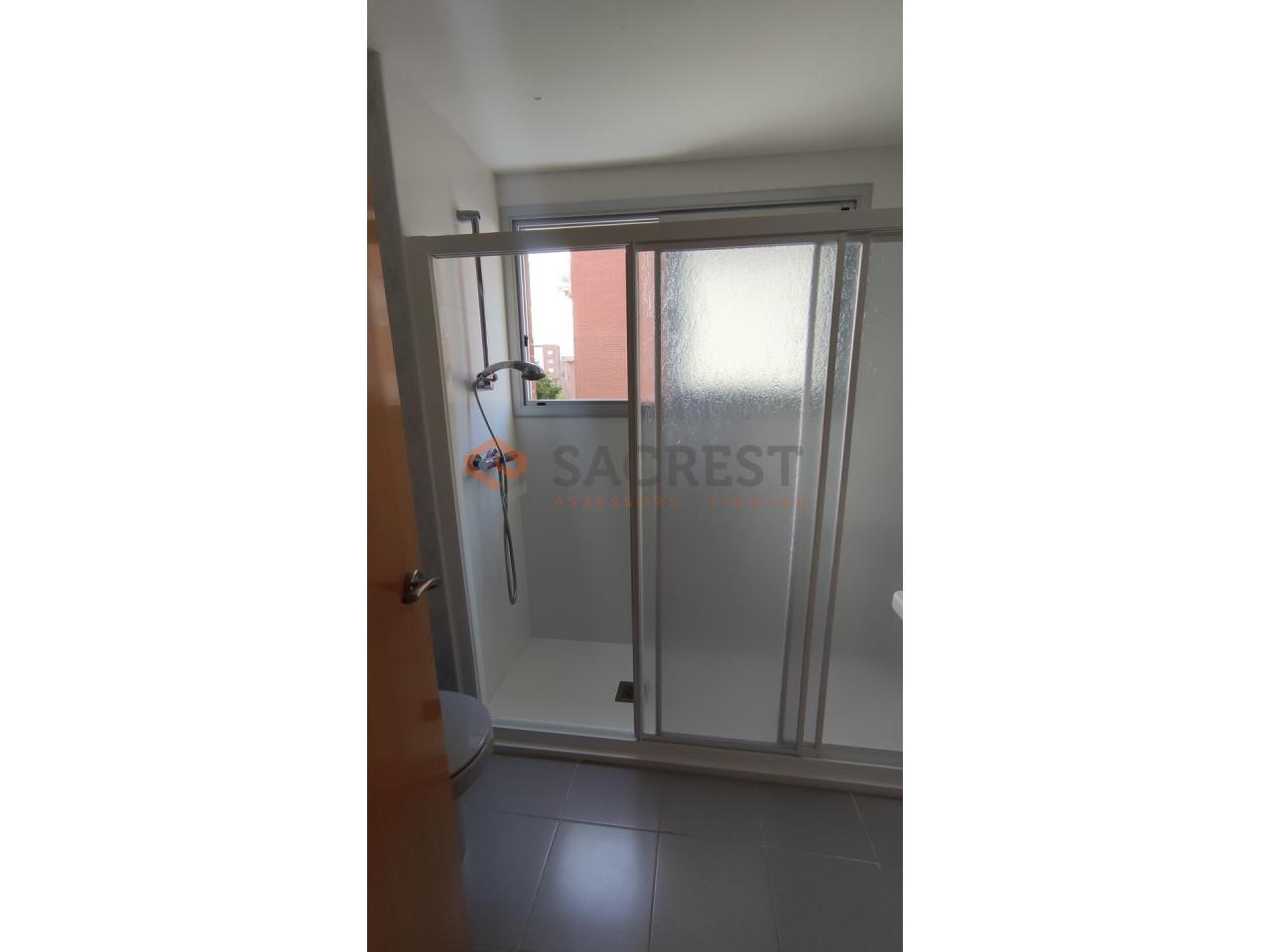 For sale of flat in Mollet del Vallès