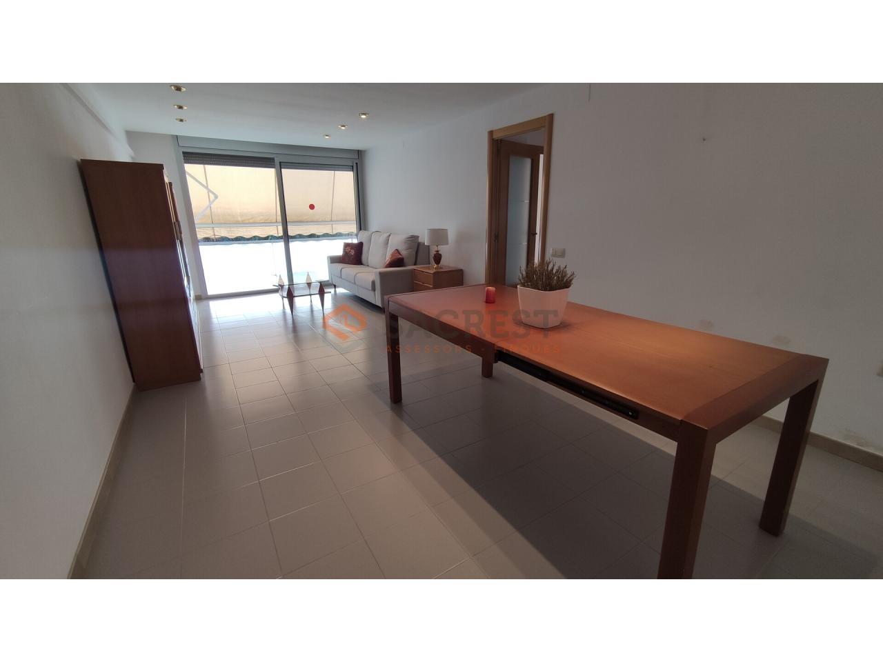 For sale of flat in Mollet del Vallès