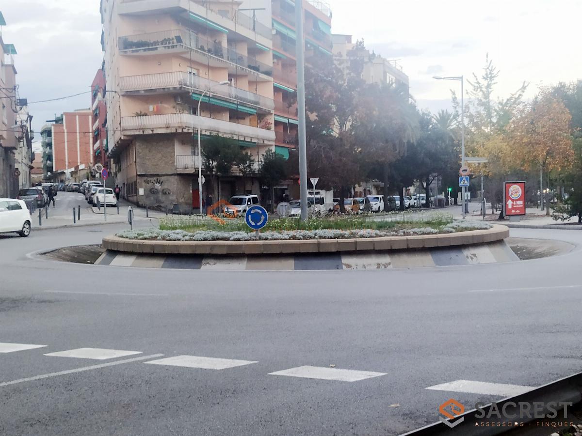 Venda de local comercial a Mollet del Vallès