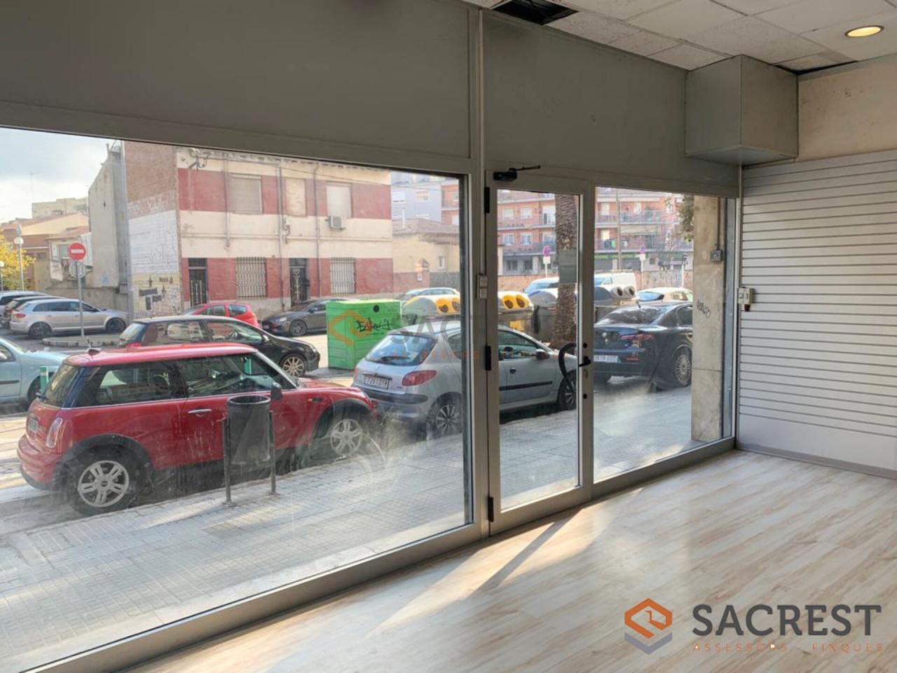 For rent of commercial in Mollet del Vallès