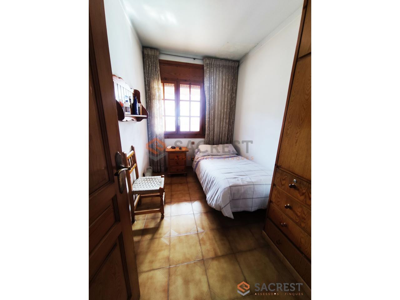 For sale of house in Mollet del Vallès