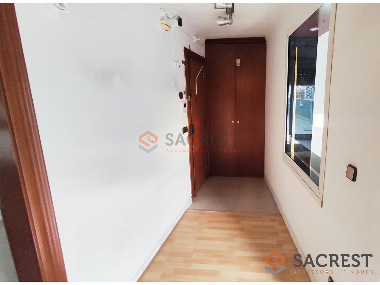 For sale of penthouse in Mollet del Vallès