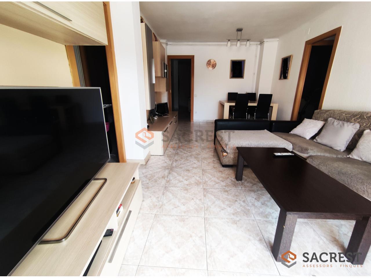 For sale of flat in Mollet del Vallès