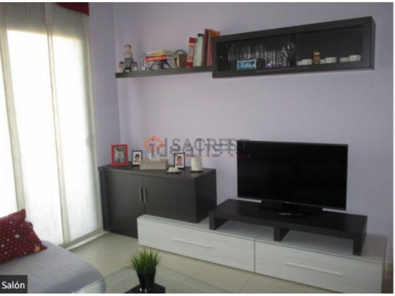 For sale of flat in Mollet del Vallès