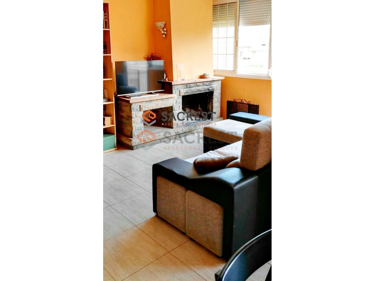 For sale of flat in Mollet del Vallès