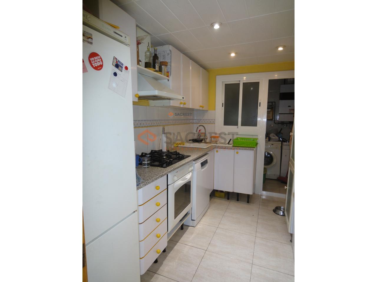 For sale of flat in Mollet del Vallès