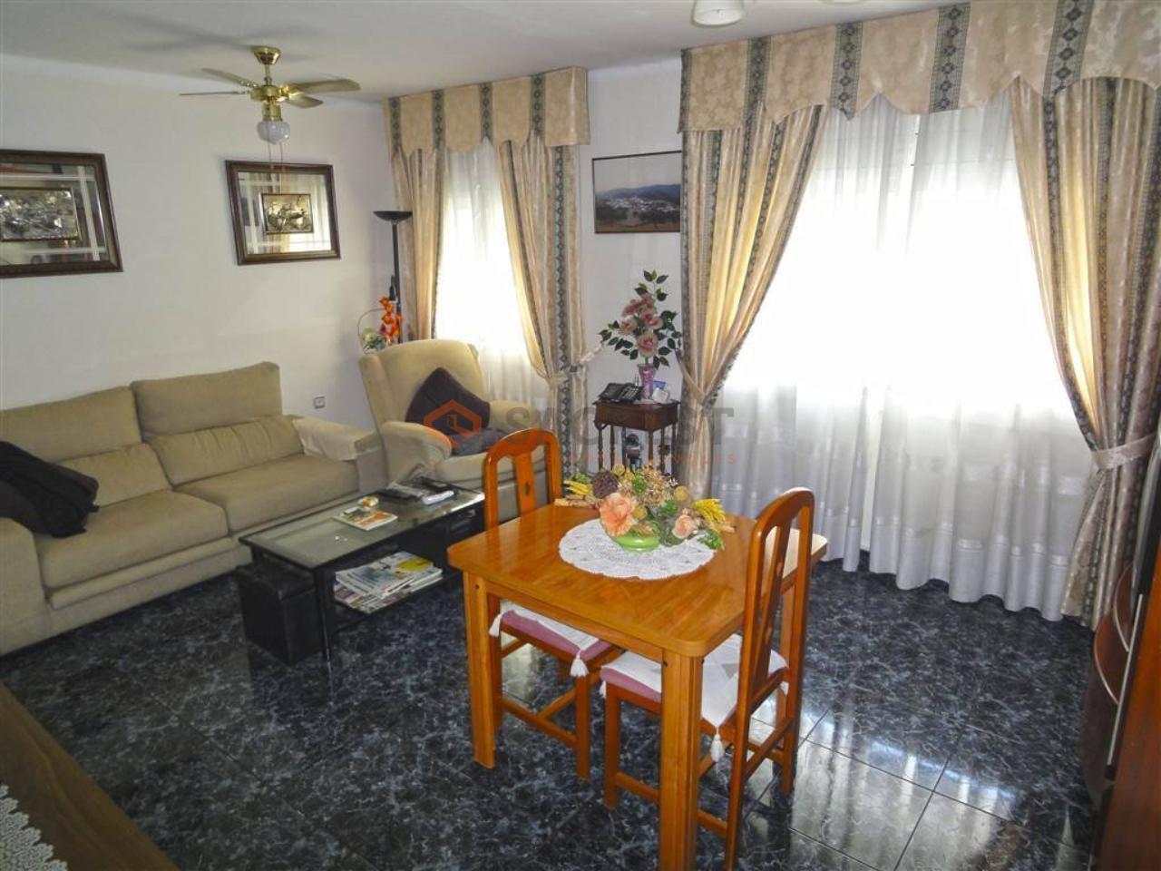 For sale of flat in Mollet del Vallès