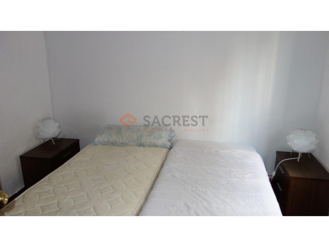 For sale of flat in Montcada i Reixac