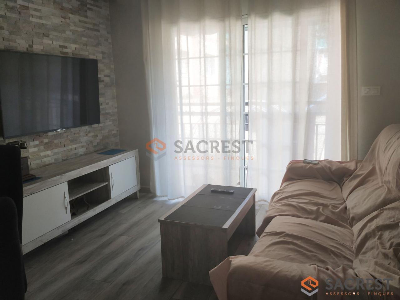 For sale of flat in Mollet del Vallès