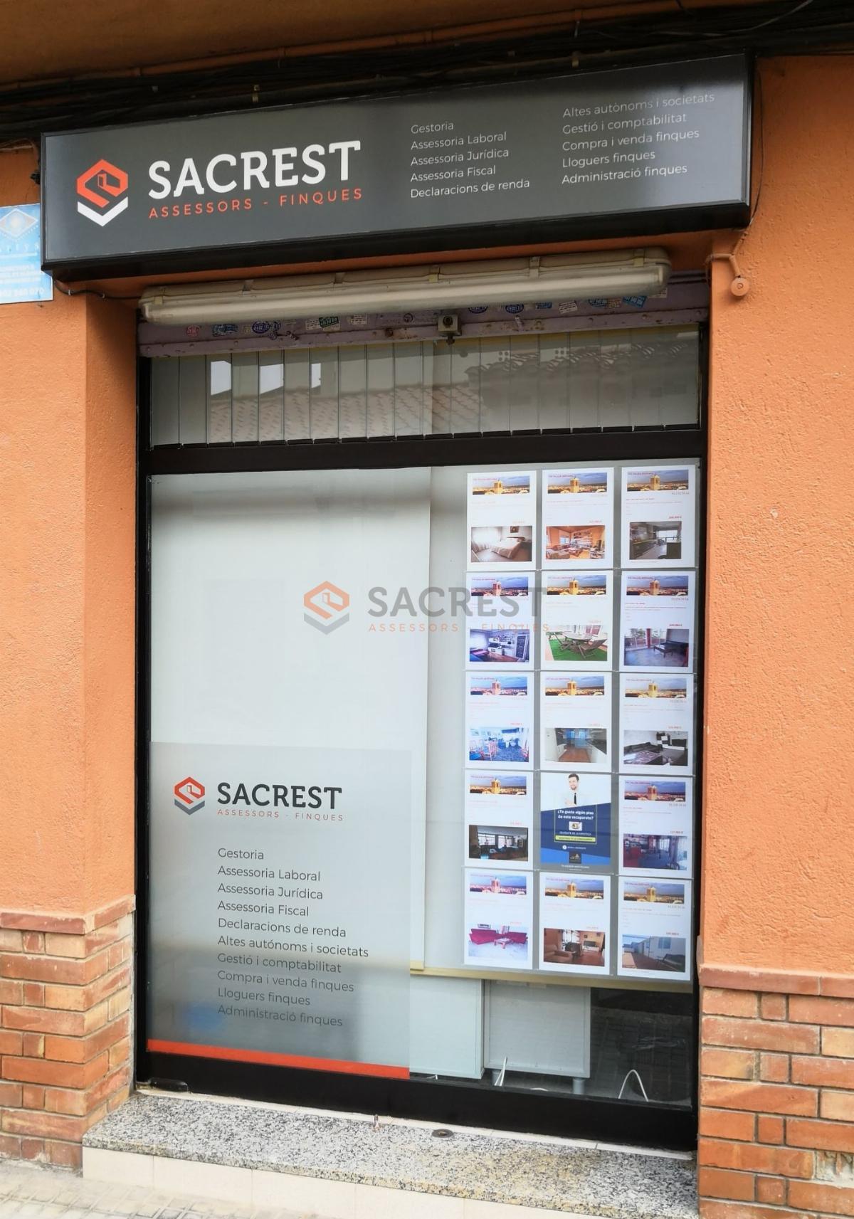 For sale of flat in Mollet del Vallès