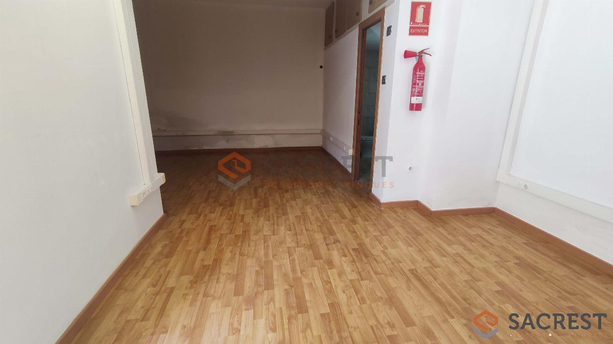 For rent of commercial in Mollet del Vallès