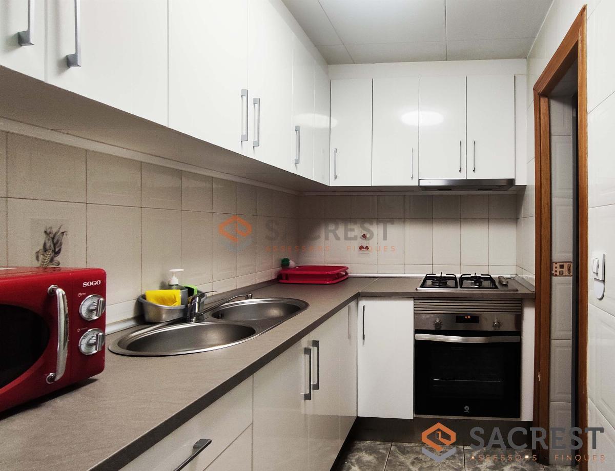 For sale of flat in Mollet del Vallès