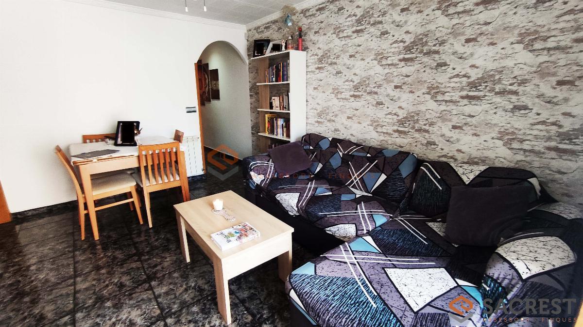 For sale of flat in Mollet del Vallès