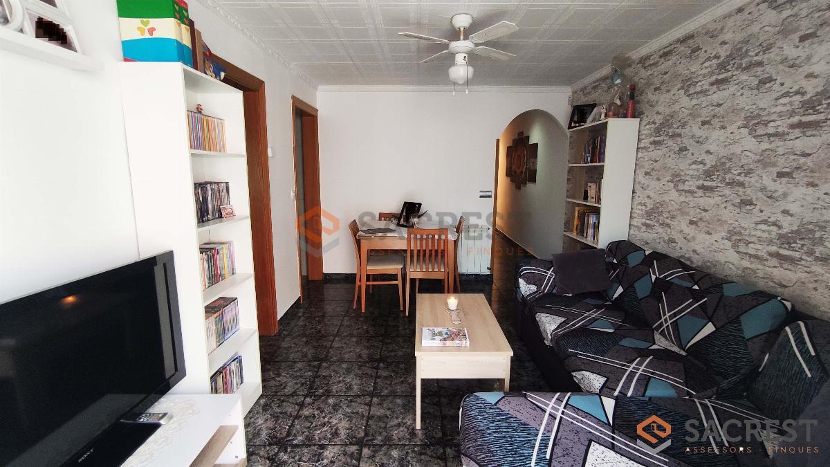 For sale of flat in Mollet del Vallès
