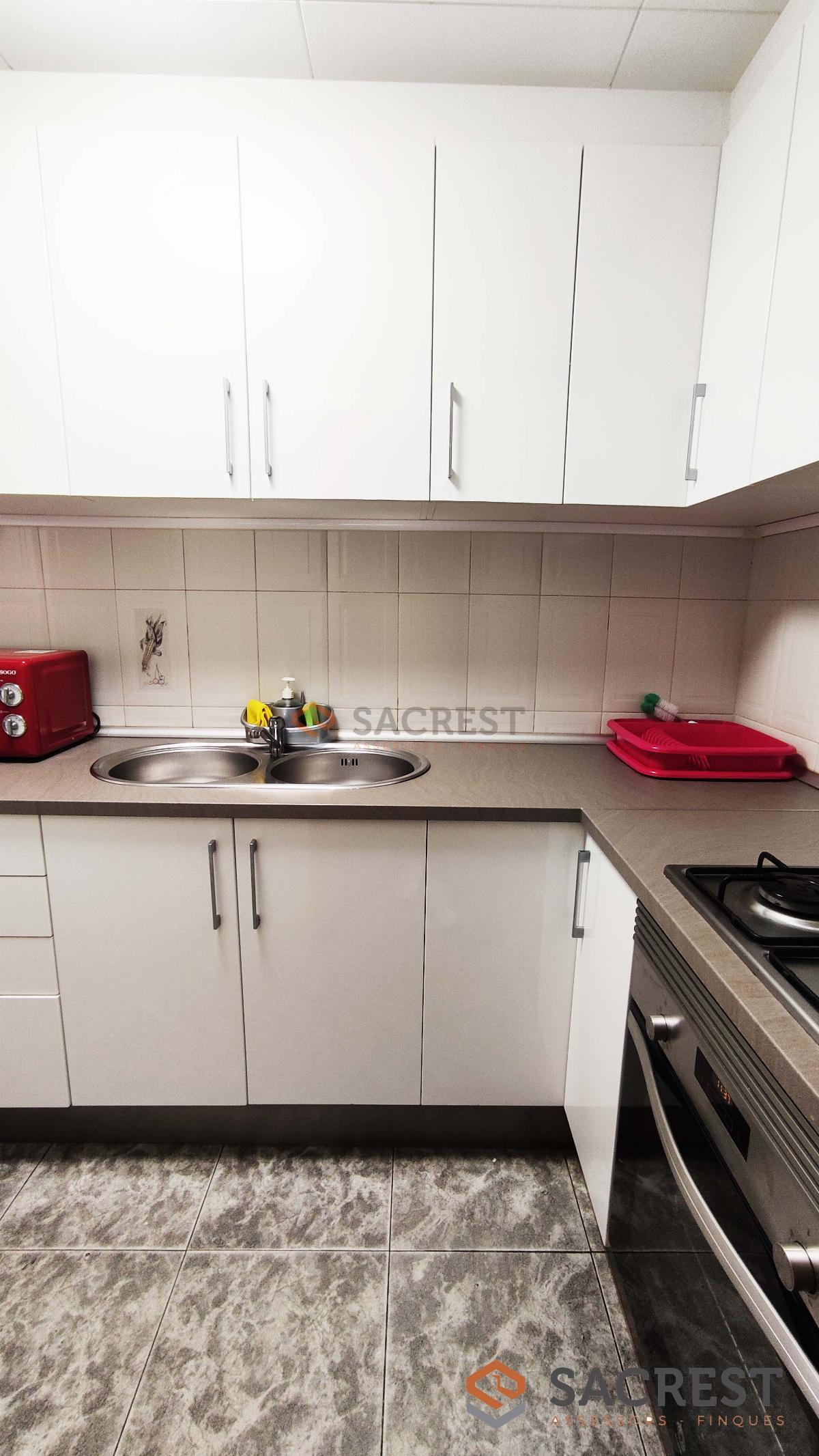 For sale of flat in Mollet del Vallès