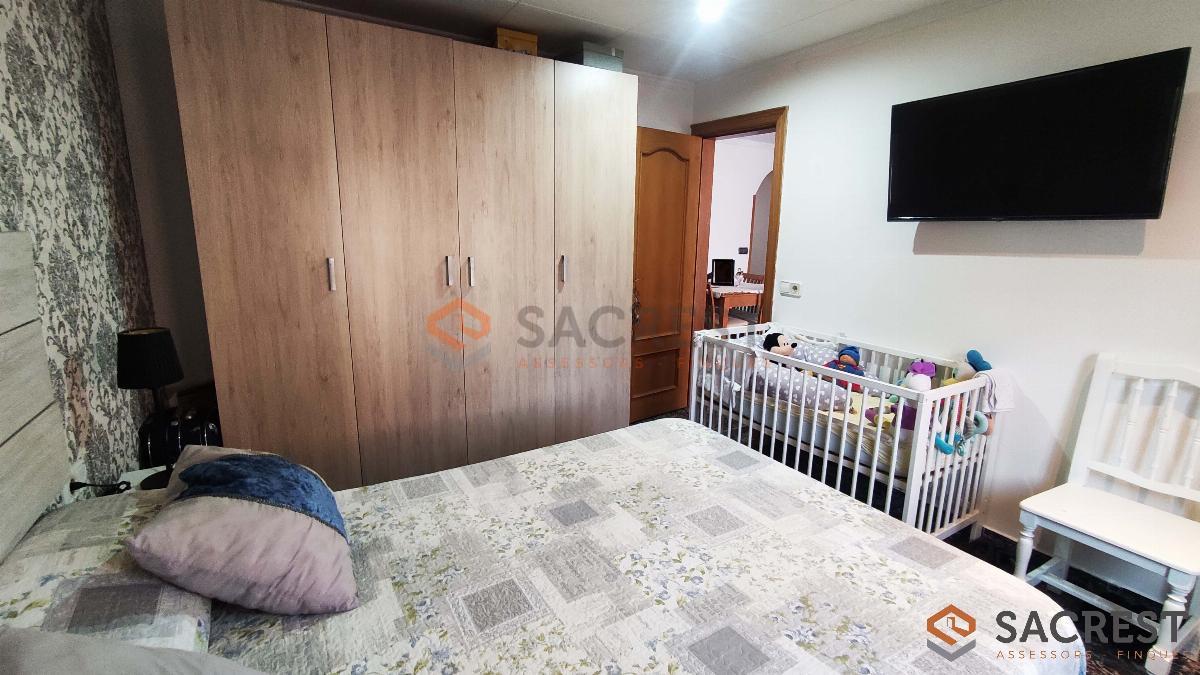 For sale of flat in Mollet del Vallès