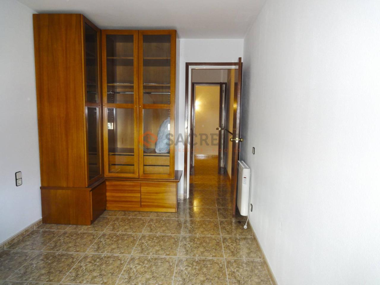 For sale of flat in Mollet del Vallès